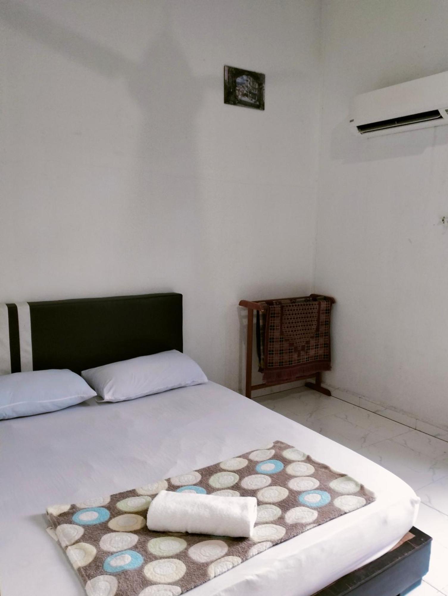 Penarik Baru Homestay Kampung Penarik Exteriör bild